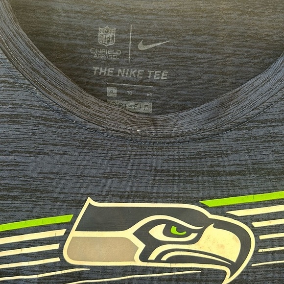 Nike Dri-FIT Navy Blue Seahawks Shirt - Picture 5 of 5